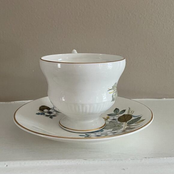 VTG Royal Dover Bone China, Teacup & Saucer, Floral, Gold Trim, Gray, Green - Picture 2 of 9